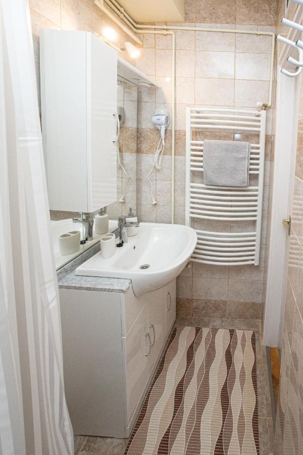 For You Apartman Gyula Εξωτερικό φωτογραφία